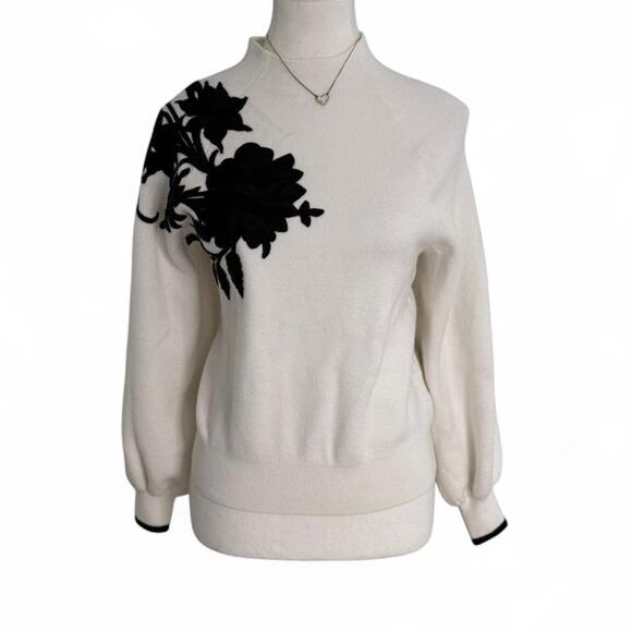 Anthropologie Sweaters - Anthropologie Applique Mock White/Black Embroidered Floral Sweater Top Size XS